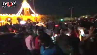 بالفيديو.. مشادات بين أقارب خالد صالح والإعلاميين في «الجنازة»