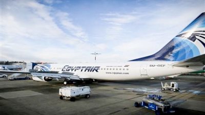 طائرة «مصر للطيران» تهبط اضطراريا بأيرلندا لإنقاذ راكب