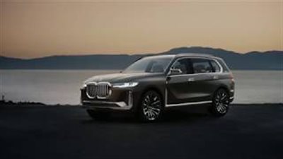 بالفيديو.. «بي إم دبليو» تستعرض أضخم سيارة بالشركة