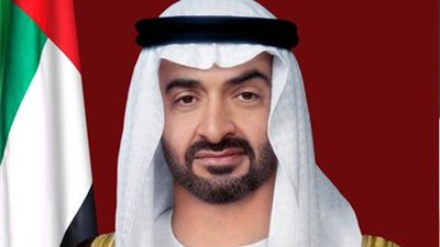 ولي عهد أبوظبي يصل القاهرة.. والسيسي يستقبله بالمطار