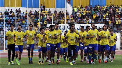 عمر جمال وكالديرون يقودان هجوم الإسماعيلي أمام الاتحاد