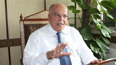 نقيب المعلمين: الوزير يخوض معركة ضخمة لتحسين الأجور