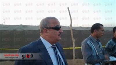 انقلاب سيارة بمصرف بطريق 