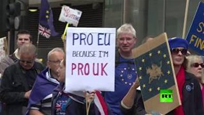 بالفيديو.. تظاهرة في لندن لرفض الخروج من الاتحاد الأوروبي