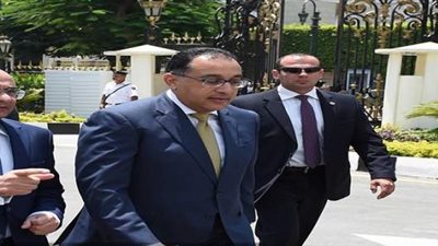 رئيس الوزراء يغادر القاهرة متوجها إلى شرم الشيخ