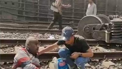 المشاهد الأولى لحادث خروج قطار طوخ عن القضبان | صور