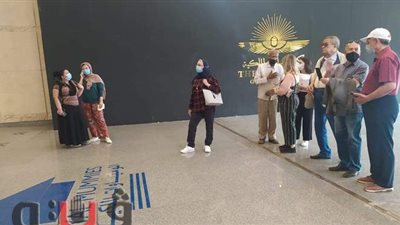 طوابير في أول أيام فتح قاعة المومياوات الملكية بمتحف الحضارة | فيديو وصور