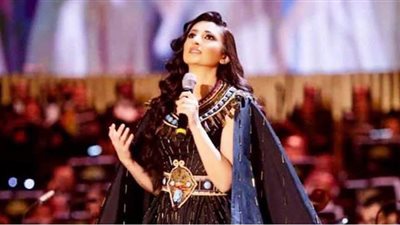 بـ مقطوعة فنية.. السوبرانو أميرة سليم برفقة الملكة حتشبسوت في متحف الحضارة | فيديو