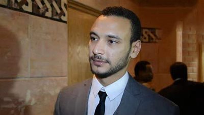 أحمد خالد صالح يعلن موعد عزاء والدته