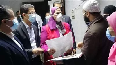 وزيرة التضامن الاجتماعي تزور مصابى قطار طوخ بمستشفى بنها الجامعى