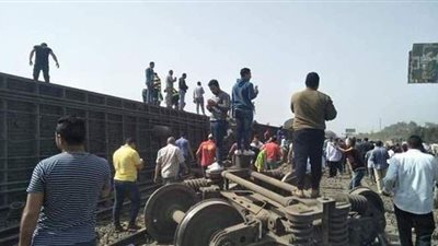 شاهد .. اللحظات الأولى لتصاعد الدخان قبل حادث قطار طوخ