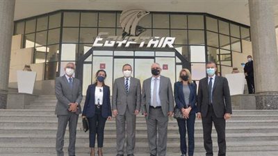 مصر للطيران تستقبل أمين عام الاتحاد العربي للنقل الجوي