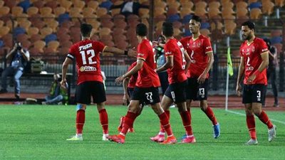 في مباراة مثيرة.. محمد شريف يقود الأهلي للفوز على الزمالك بثنائية في القمة 121