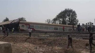 النقل تكشف حقيقة إقالة رئيس السكة الحديد بسبب حادث قطار طوخ