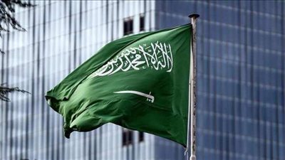 السعودية توقف لواء ومسئولين متقاعدين بالحرس الوطني في قضية فساد كبرى