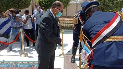 في عيدها القومي.. دقيقة حداد ووضع إكليل الزهور باحتفالات أسيوط | فيديو
