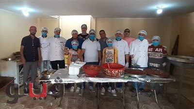 فيها حاجة حلوة.. مطبخ خيرى يقدم وجبات إفطار مجانية للمحتاجين طوال رمضان بالغربية | فيديو وصور