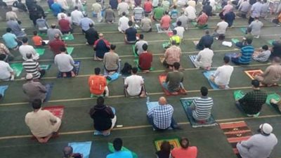 الأوقاف: مساجد مصر تلتزم بضوابط صلاة التراويح | صور