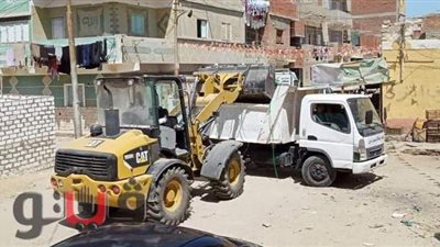 رفع ٥٠ طنا من القمامة في مدينة القنطرة شرق ومتابعة أعمال التعقيم | صور
