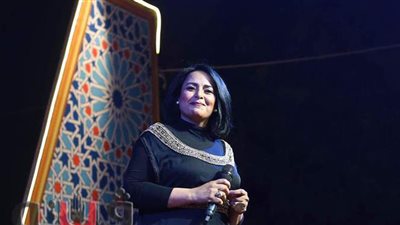 فاطمة محمد علي تحيي أولى فاعليات «هل هلالك» في دار الأوبرا | فيديو