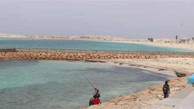 طقس متقلب في مطروح.. وخلو الكورنيش من المواطنين |فيديو