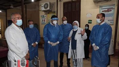 نائب محافظ بني سويف يطمئن على جاهزية مستشفيات عزل مصابي كورونا