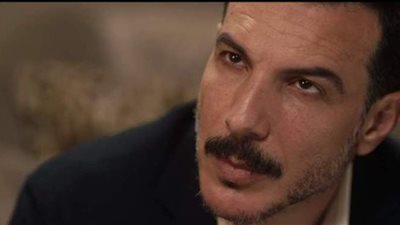 من توفيق المصري لـ الدكتور يوسف..  باسل خياط فنان بـ 100 وش فى الدراما