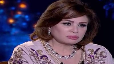 إلهام شاهين: رانيا يوسف تصرفاتها لفت نظر.. وفجر السعيد عدو لهذا السبب|فيديو