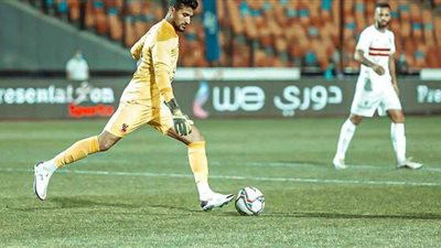 رغم شفاء الشناوي.. علي لطفي مستمر في حراسة مرمى الأهلي أمام سموحة