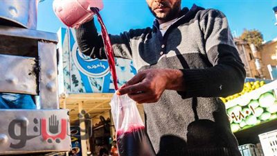 «العرقسوس والسوبيا».. إقبال الصائمين على مشروبات رمضان بمطروح | صور