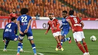 حسام حسن يقود هجوم سموحة أمام الأهلي