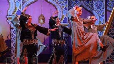 فرقة رضا تتألق على مسرح الهناجر بأغنية 