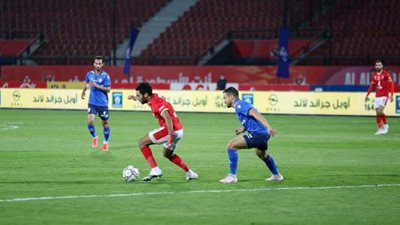 الهزيمة الأولى للأحمر.. سموحة يخطف فوزا قاتلا من الأهلي 2-1
