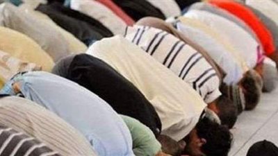 استعدادا لصلاة عيد الفطر.. الأوقاف تبدأ تجهيز الساحات والمساجد