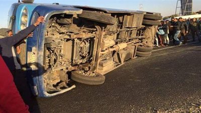 إصابة 12 شخصا فى انقلاب أتوبيس بالشرقية