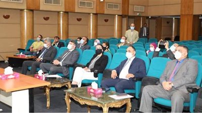 مراحل الإعداد للاستراتيجية الوطنية للحد من استخدام الأكياس البلاستيكية