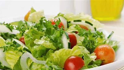 4 فوائد تجعل السلطة صنفا أساسيا على سفرة الإفطار في رمضان