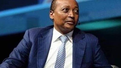 رئيس الاتحاد الإفريقي لكرة القدم يزور القاهرة