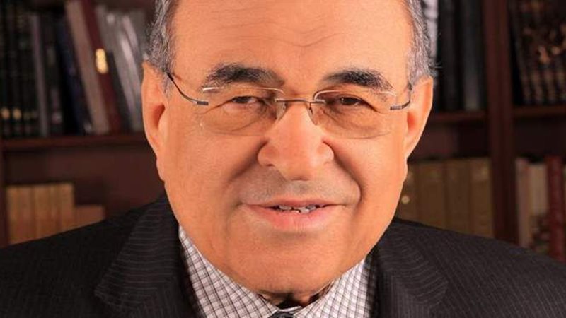 مصطفى الفقي مدير