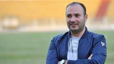 لاعبو سيراميكا كليوباترا يدعمون هيثم شعبان بعد إقالته