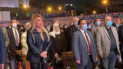 بدء احتفالية الأوبرا بالعاشر من رمضان بحضور نادية الجندي وهاني شاكر |صور