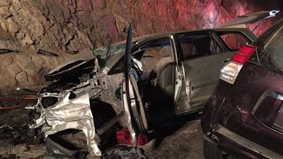 مصرع طفلين وإصابة 3 آخرين في تصادم سيارة بلودر بطريق مطروح