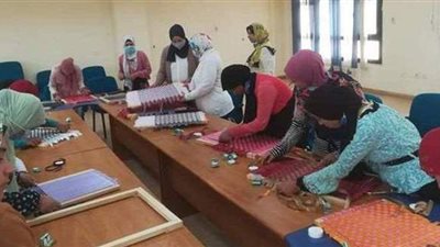 القومي للمرأة بالمنيا يواصل دوراته التدريبية لفتيات 