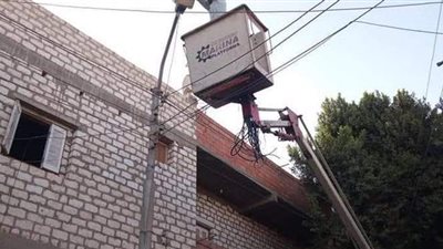 صيانة وتركيب 150 كشافا لـ 4 قرى بمدينة المنيا