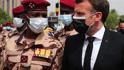 جنازة رئيس تشاد.. ماكرون يودع ديبي ويتعهد بدعم دول الساحل في مواجهة الإرهاب | صور