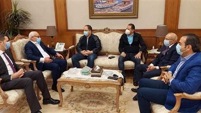 محافظ بورسعيد يلتقي أعضاء الهيئة البرلمانية لحزب مستقبل وطن | صور