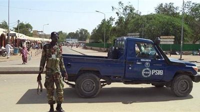 مساندة منقطعة النظير.. لماذ تدعم فرنسا سيطرة الجيش على تشاد؟