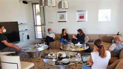 نانسي عجرم تجهز لإطلاق ألبومها الجديد