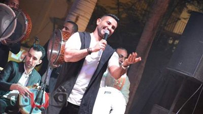 أحمد سعد يشعل حفل خيمة لافيراندا الرمضانية بـ