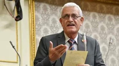 برلماني يطالب تطبيق عقوبات قانون المرور على المتلاعبين بتعريفة الركوب